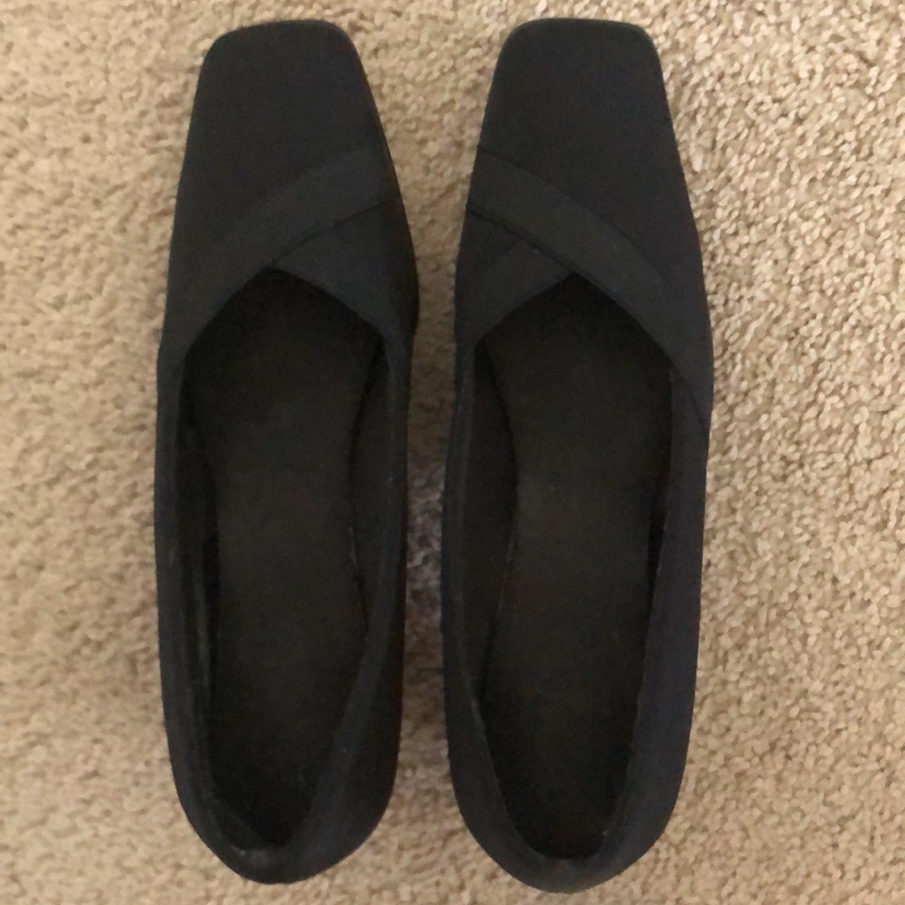 Low Heel Pumps